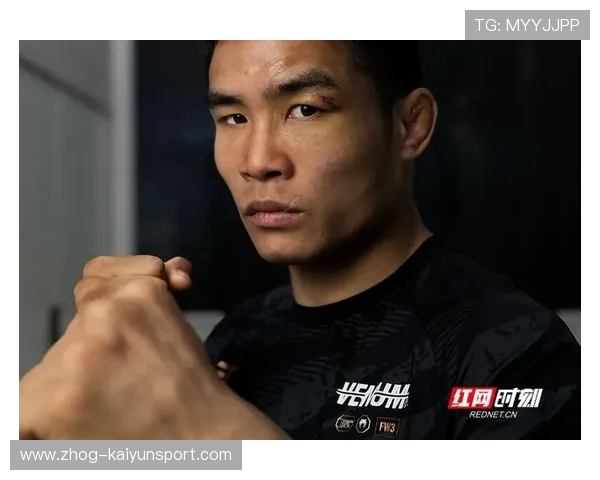 UFC选手自曝恐高：上台都腿软，背后鲜为人知的痛与坚韧