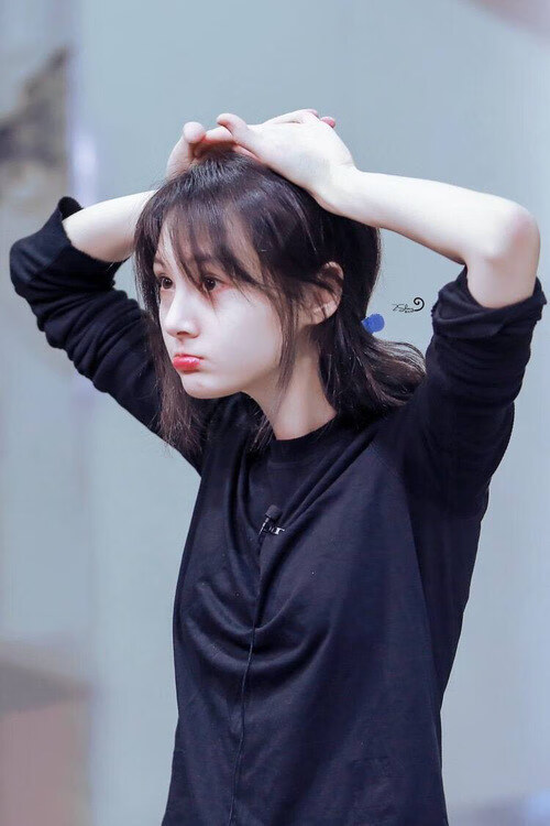 开云体育网址-花滑国家集训队公开课吸引上千观众现场观看,中国花滑训练