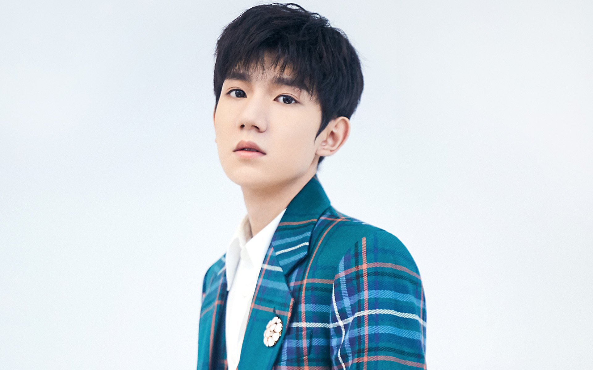 开云体育登录入口-体育明星公益捐赠物资送达边远山区，体育明星公益活动