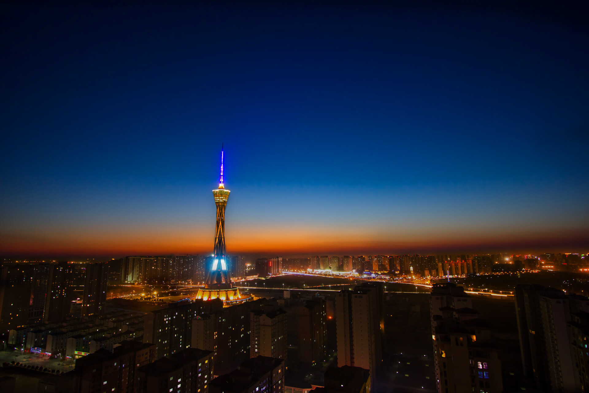 开云体育在线下载-欧洲杯的多元文化交流平台建立,欧洲杯交流群