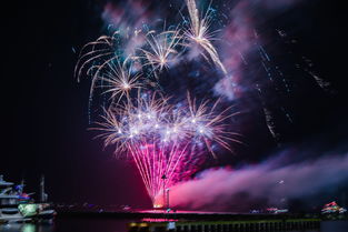 开云体育-英超精彩不断:悬念、激情,场场精彩!,英超精华集锦